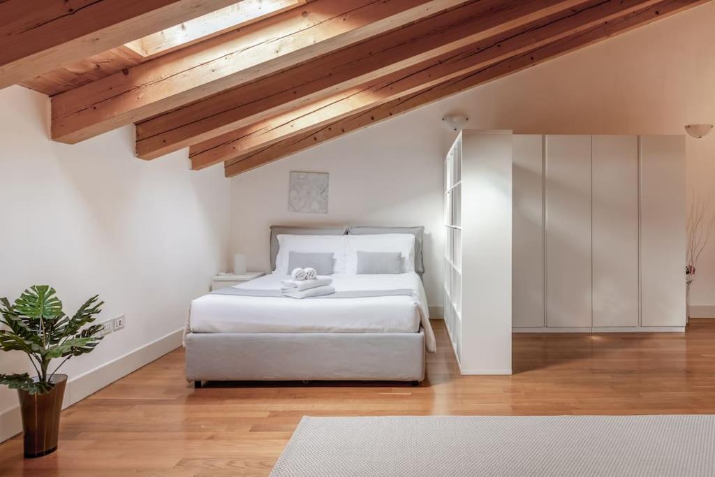 Apartments Trieste Centro I 2 ภายนอก รูปภาพ